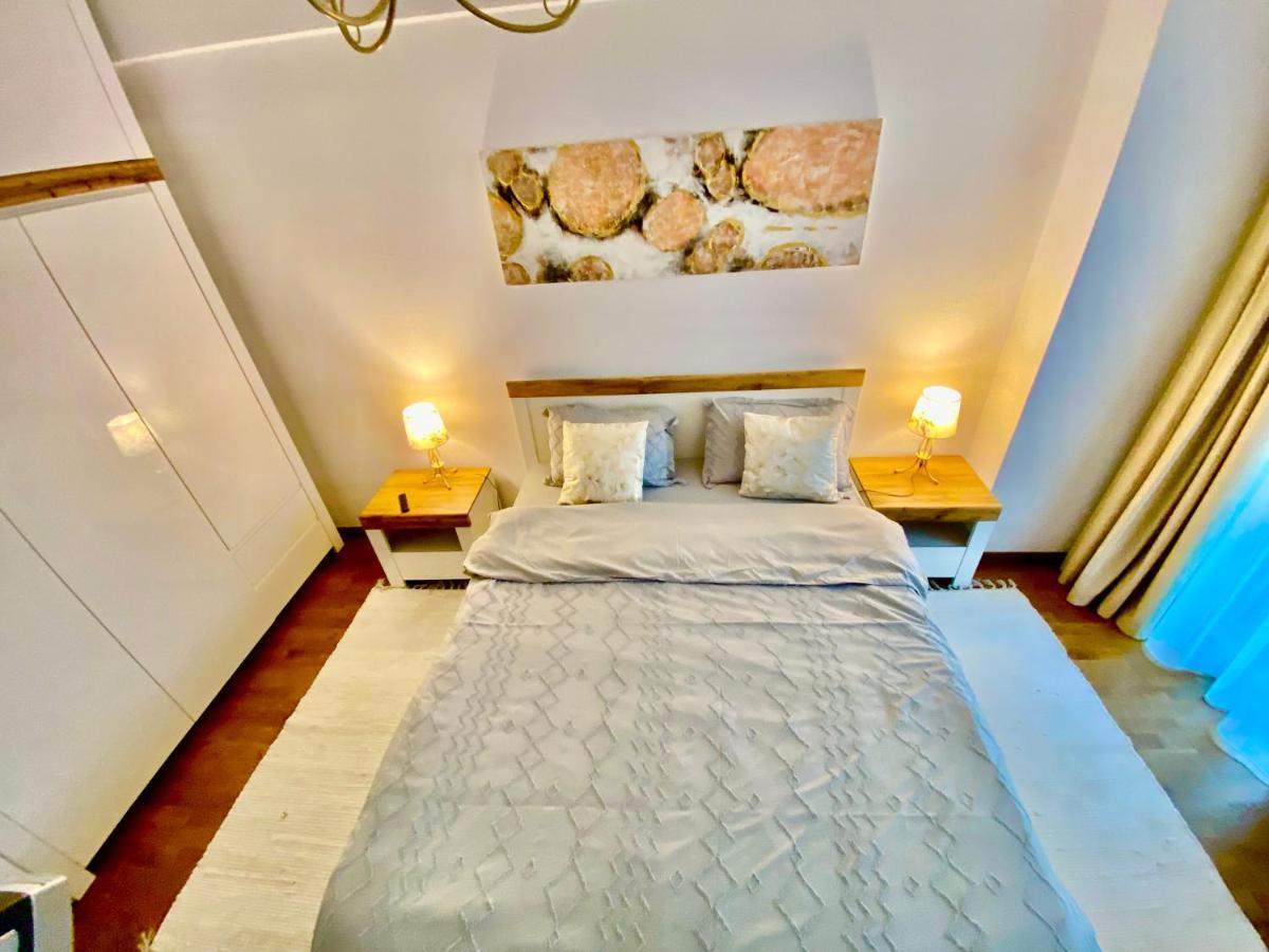 Lazar Loft Apartment Iasi Ngoại thất bức ảnh